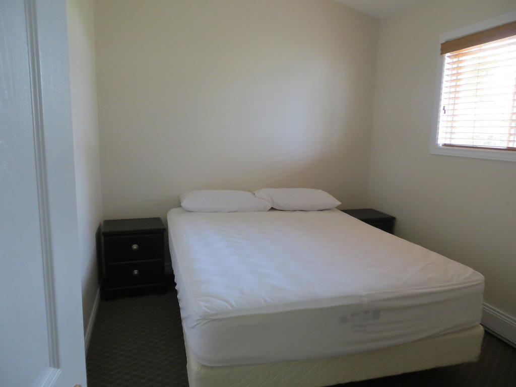 Halls Cottages Honey Harbor Pokoj fotografie